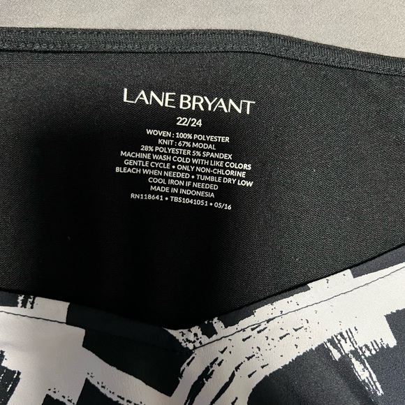 Lane Bryant top size 22/24 - Picture 1 of 3